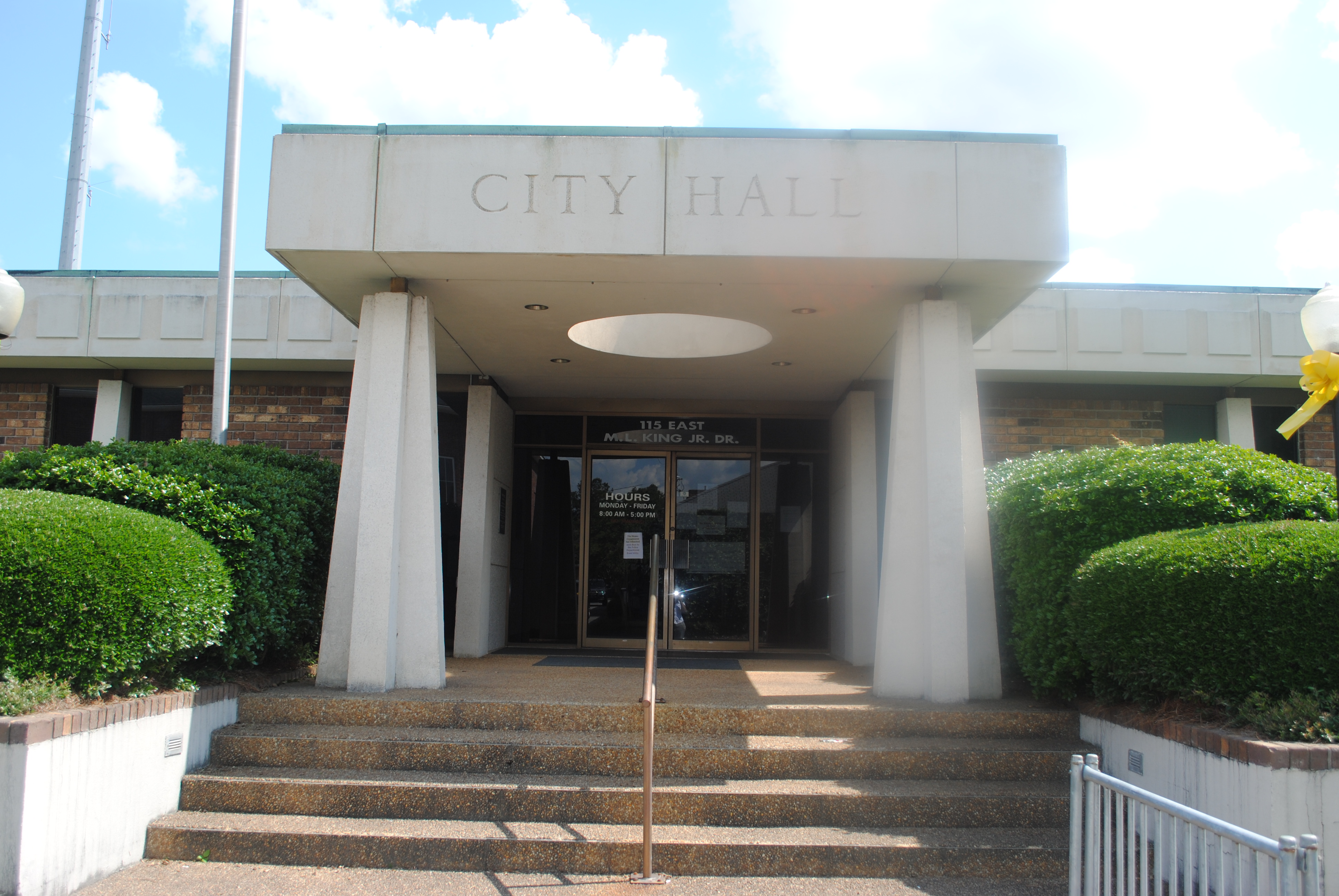 Hinesville City Hall